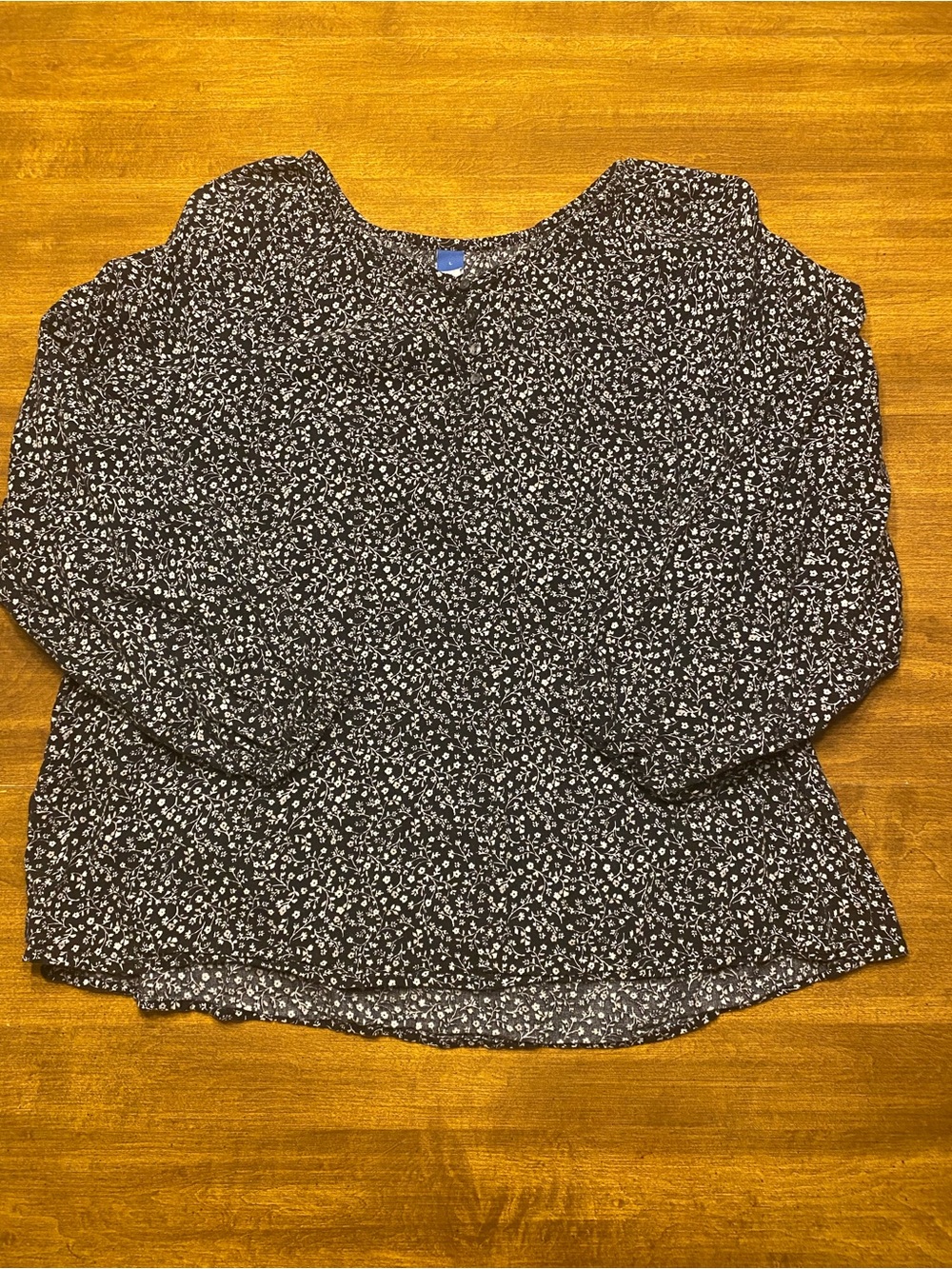 Old Navy Black Floral Long-Sleeve Blouse